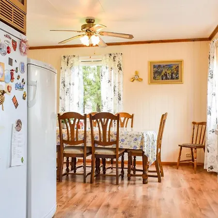 Holiday home Cozy In With House A Mountain View